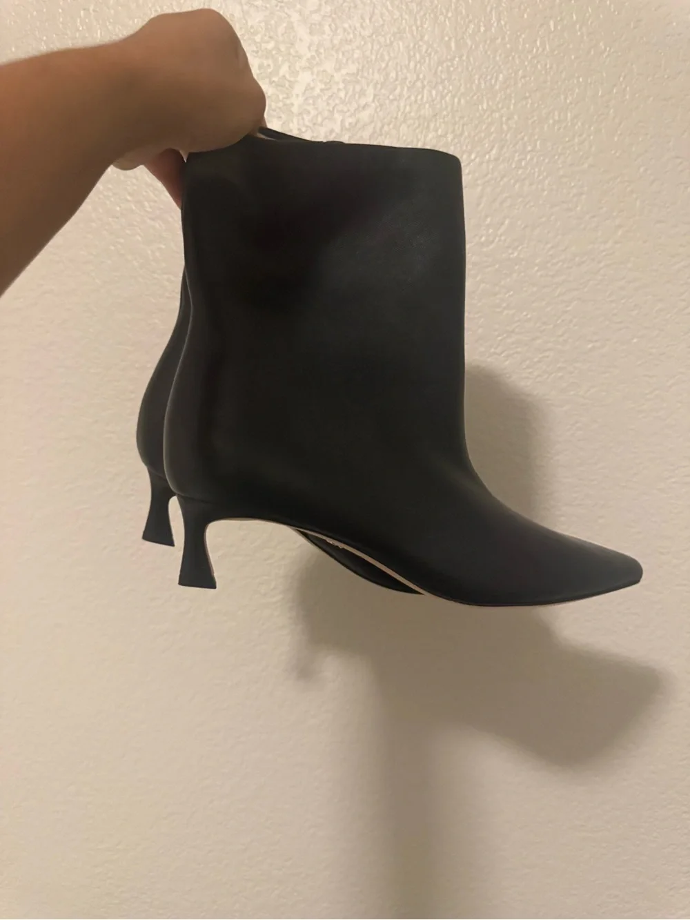 ANTONIO MELANI Black Pointed Toe Ankle Booties